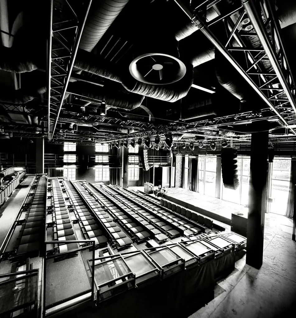 pogon-sala-sedista-bw-1